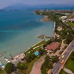 Aquila D'oro Desenzano ديسينسانو ديل غاردا
