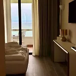 فندق Aquila D'oro Desenzano ديسينسانو ديل غاردا