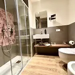 Aquila D'oro Desenzano 4* ديسينسانو ديل غاردا