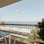 فندق Aquila D'oro Desenzano ديسينسانو ديل غاردا
