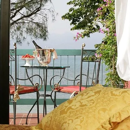 Hotel Aquila D'oro Desenzano 4*
