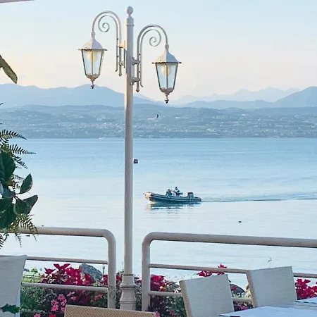 Hotel Aquila D'oro Desenzano 4*