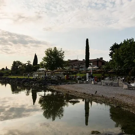 Hotel Aquila D'oro Desenzano 4*