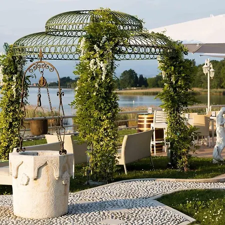 Aquila D'oro Desenzano Hotel 4*