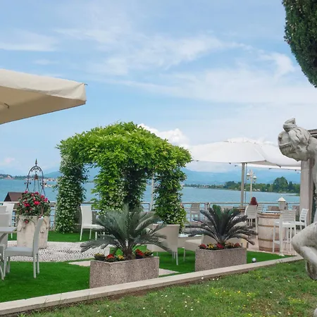Aquila D'oro Desenzano 4*
