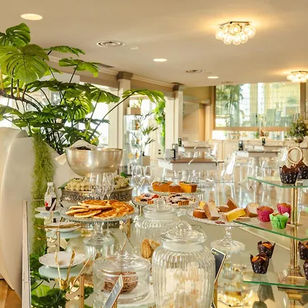 Hotel Aquila D'oro Desenzano 4*